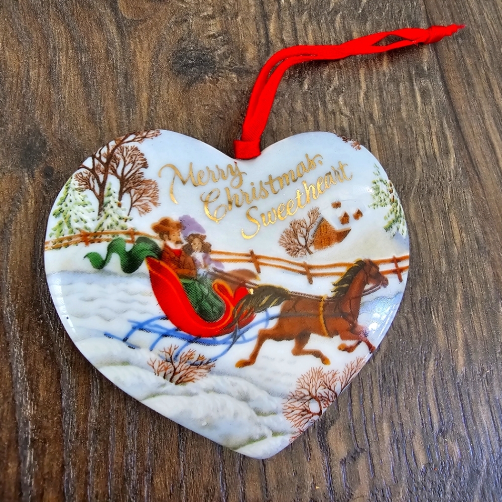 1991 Hallmark Christmas Ornament SWEETHEART